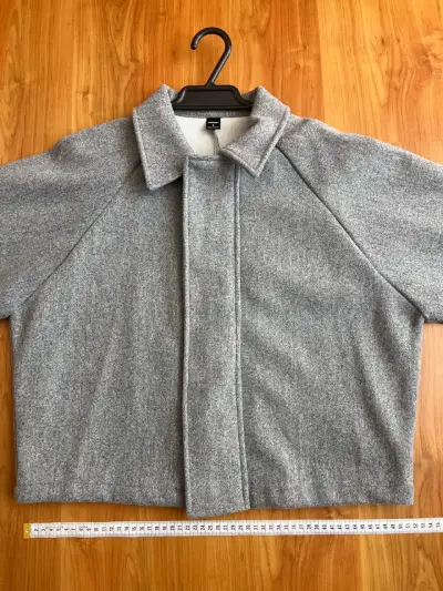 Chaqueta gris de lana para mujer - miniatura 1