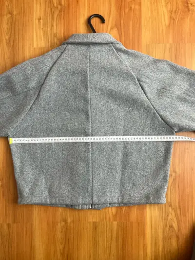 Chaqueta gris de lana para mujer - miniatura 2