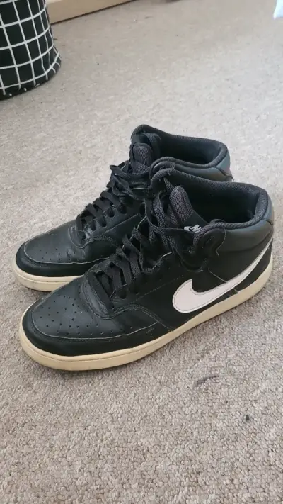 Zapatillas nike negras de caña alta - miniatura 1