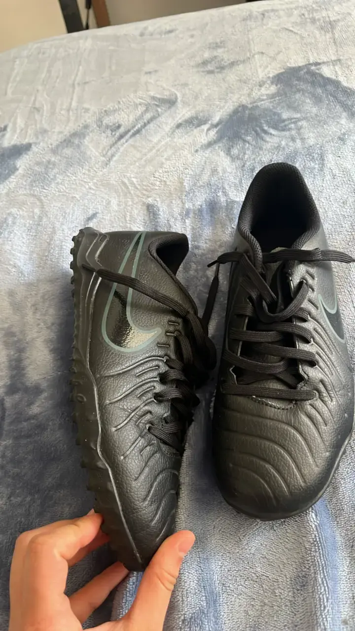 Zapatillas de fútbol Nike negras para césped - 3