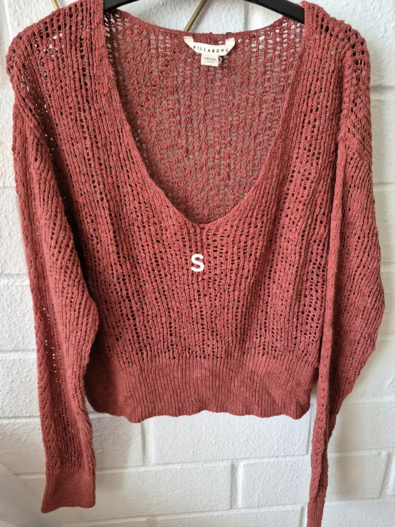 Suéter tejido Billabong color terracota