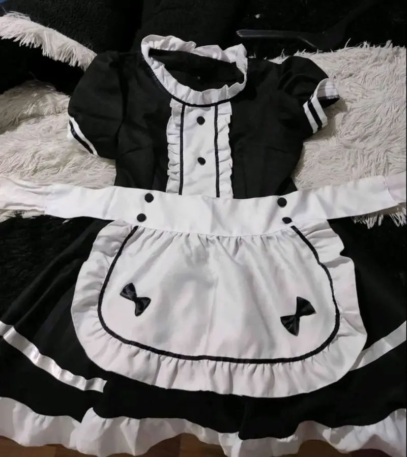 Disfraz de sirvienta estilo maid en blanco y negro - 2