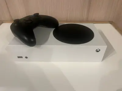 Consola Xbox Series S con Control Negro - miniatura 1