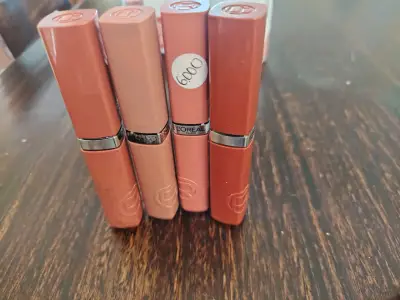 Set de brillos labiales PZO y Catrice - miniatura 4