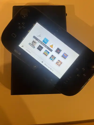 Consola Nintendo Wii U 32GB con GamePad - miniatura 1