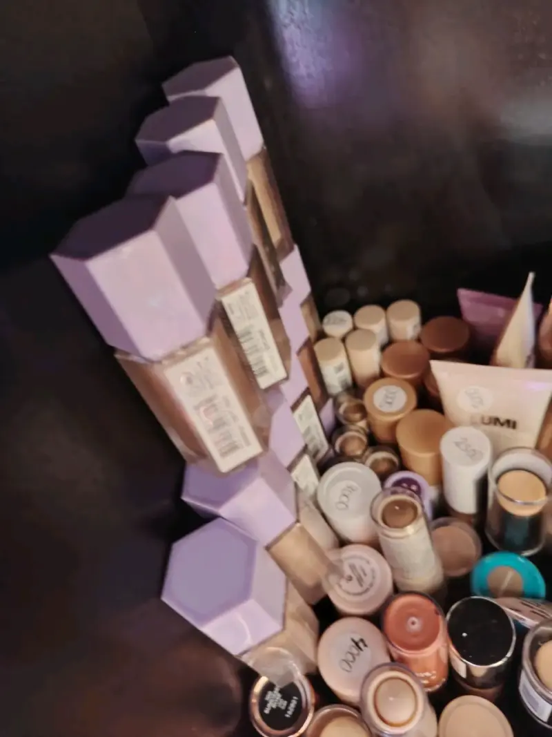 Set de maquillaje Maybelline y Armaf - 6