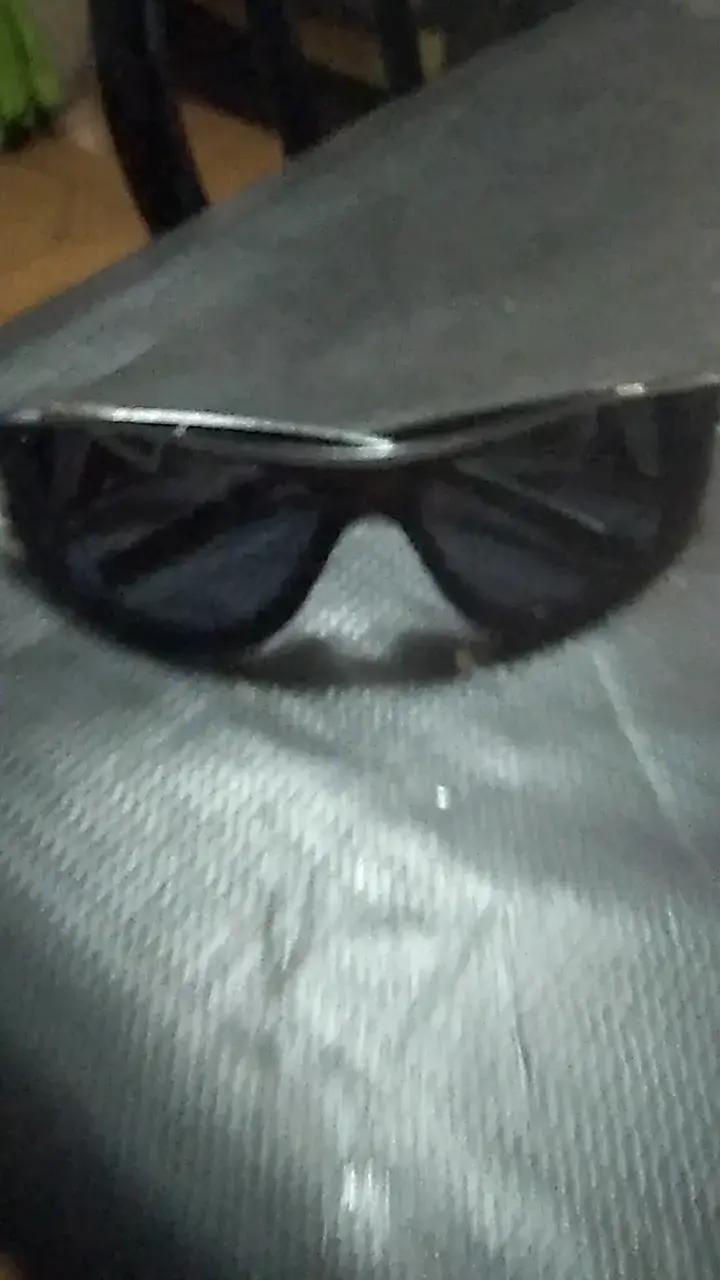 Gafas de Sol Negras con Estuche GMO - 2