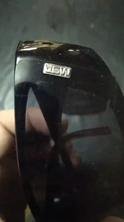 Gafas de Sol Negras con Estuche GMO - miniatura 4