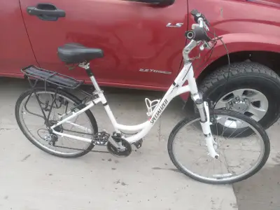 Bicicleta Specialized de paseo blanca - miniatura 1