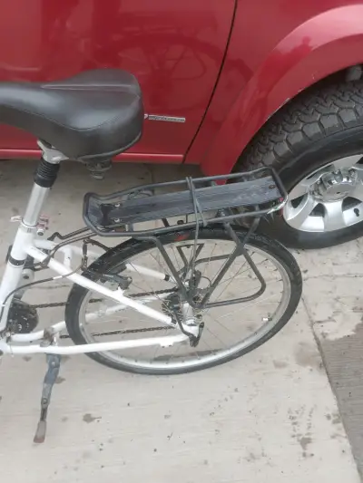 Bicicleta Specialized de paseo blanca - miniatura 4