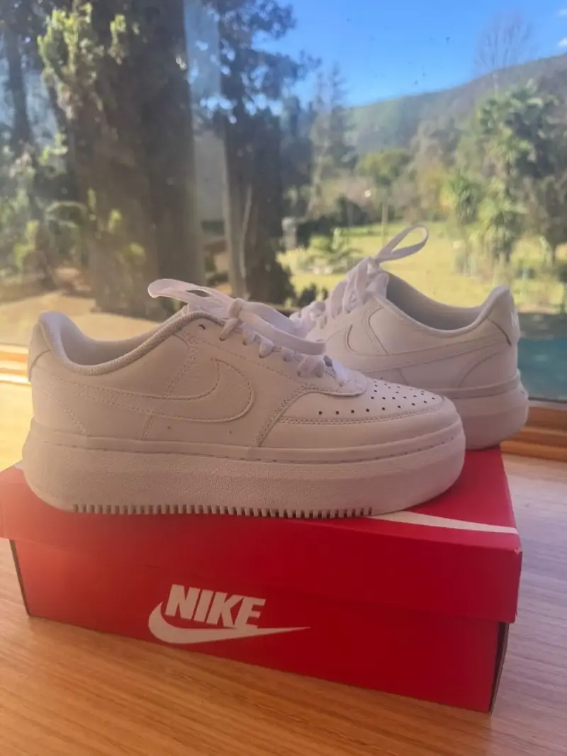 Zapatillas Nike Court Vision Alta Blancas Mujer - 2