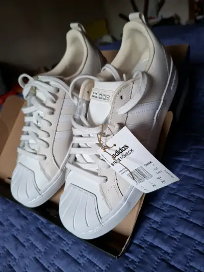 Zapatillas Adidas Streetcheck blancas para mujer - miniatura 1