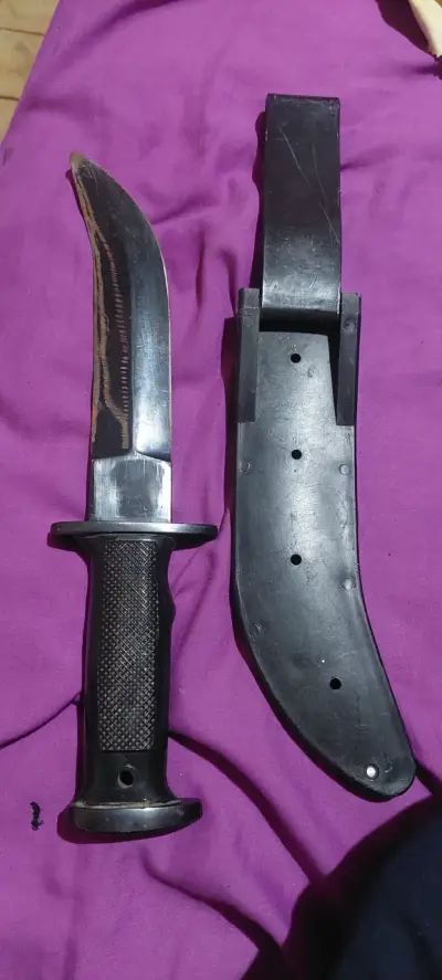Corvo militar atacameño + funda - miniatura 1