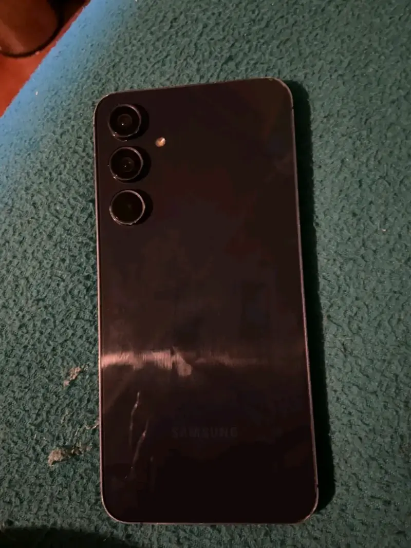 Smartphone Samsung Galaxy en buen estado - 2
