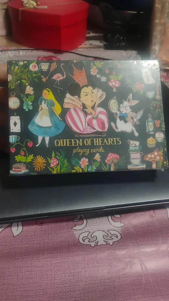Baraja de Cartas Queen of Hearts Ilustrada - 1