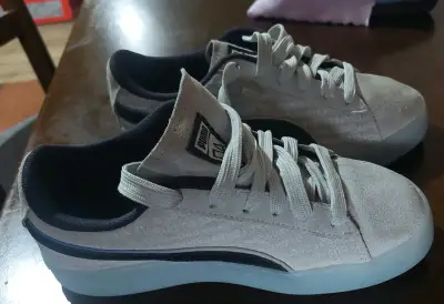 Zapatillas Puma PlayStation edición especial - miniatura 2