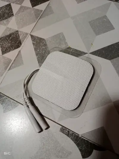 Electrodos de Reemplazo 5x5cm Blancos para TENS - miniatura 1