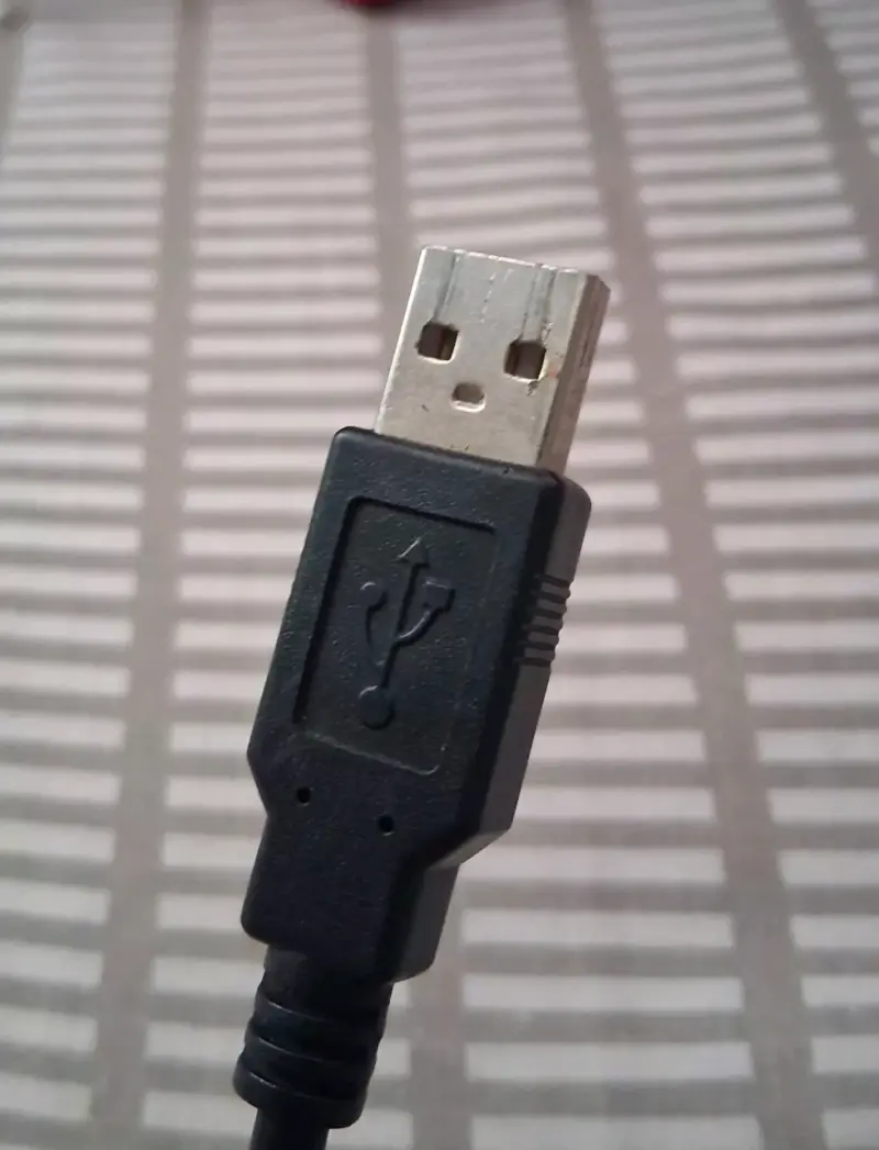 Mando horipad S Rojo para Switch con Cable USB - 4