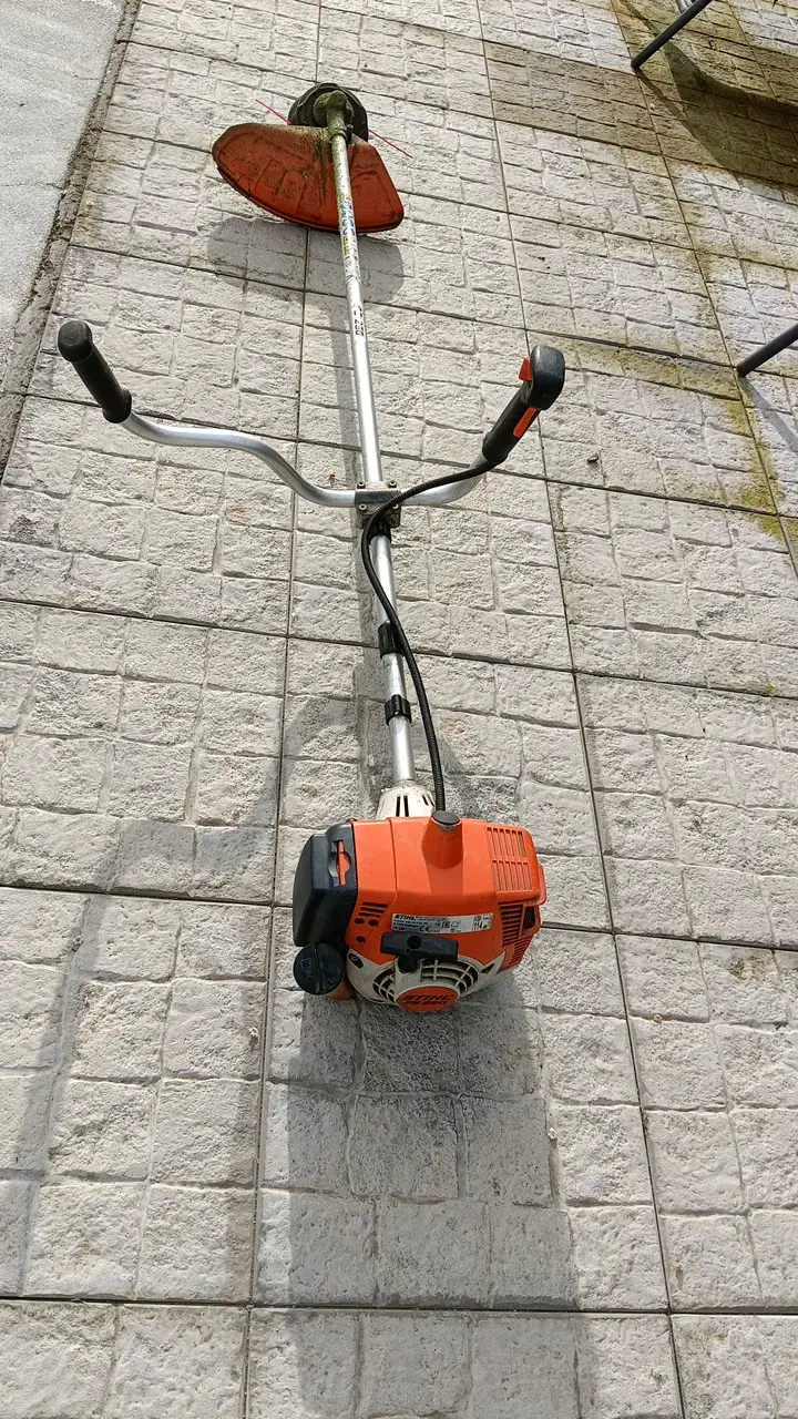 Desbrozadora a gasolina Stihl FS 280 en buen estado - 5