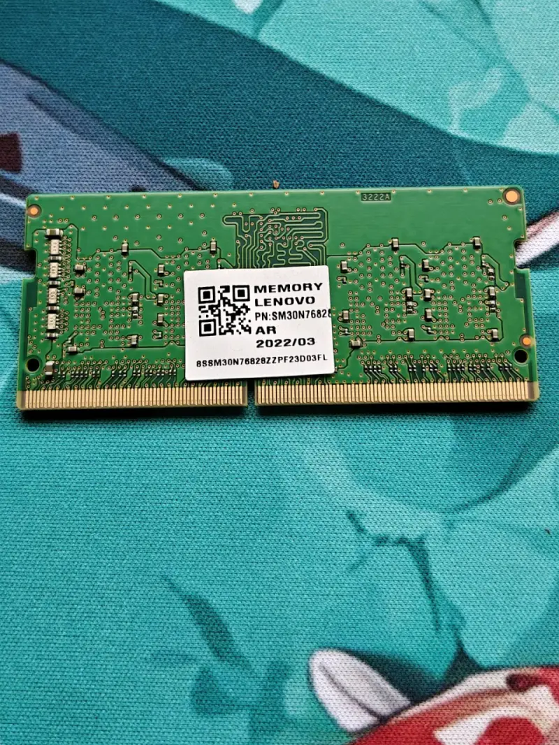 Memoria RAM 4GB DDR4 para Laptop - 2