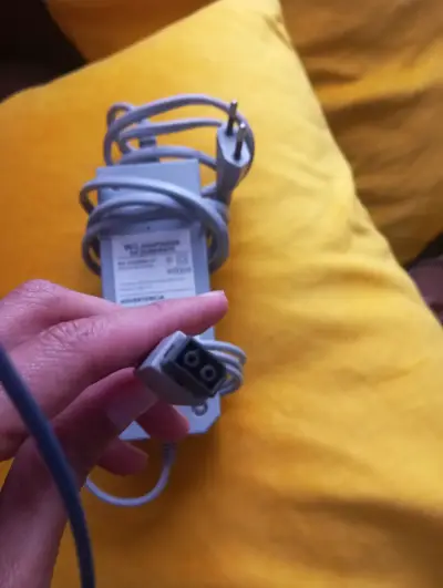 Adaptador de corriente Wii Nintendo original - miniatura 2