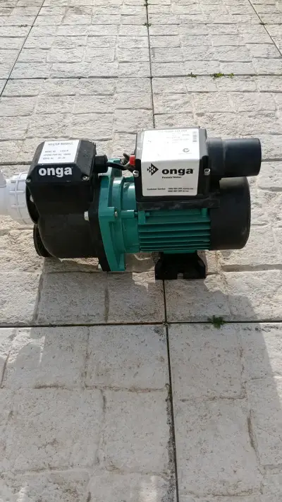 Bomba de agua Onga para piscina - miniatura 1