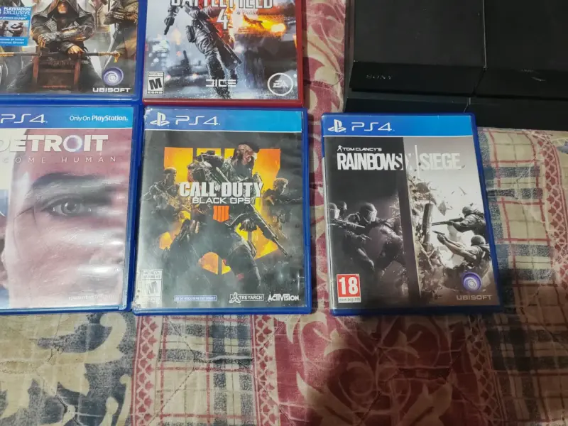 Consola PS4 con 10 juegos incluidos - 3