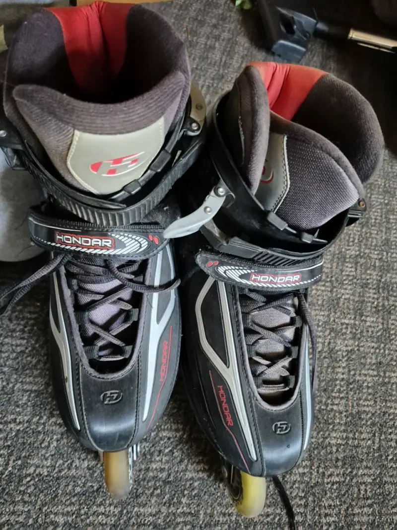 Patines en línea Hondar negros con ruedas de 90mm - 2
