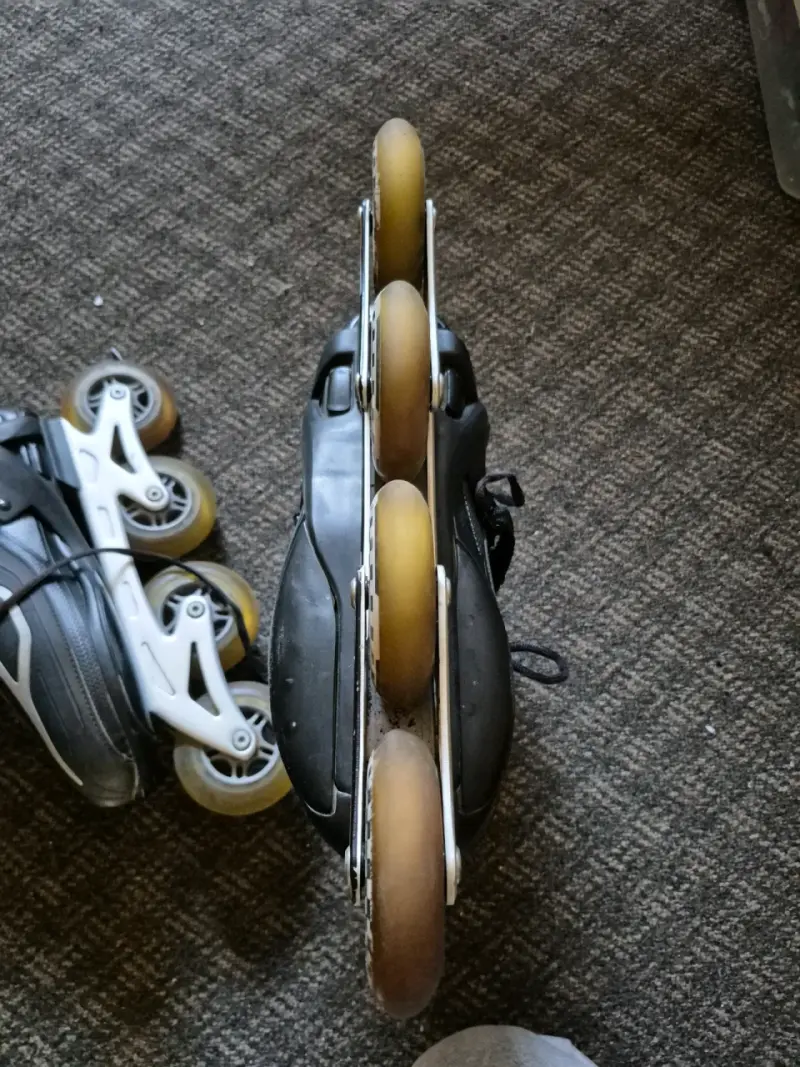 Patines en línea Hondar negros con ruedas de 90mm - 4