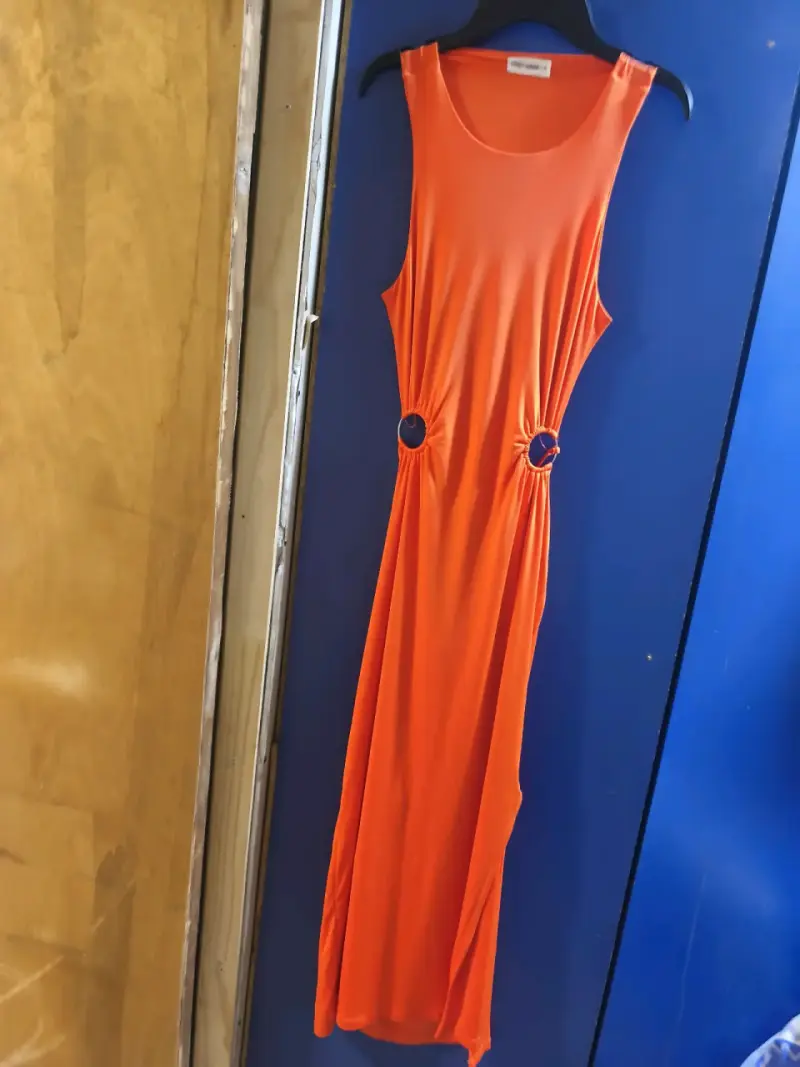 Vestido naranja Tally Weijl con aberturas laterales - 4