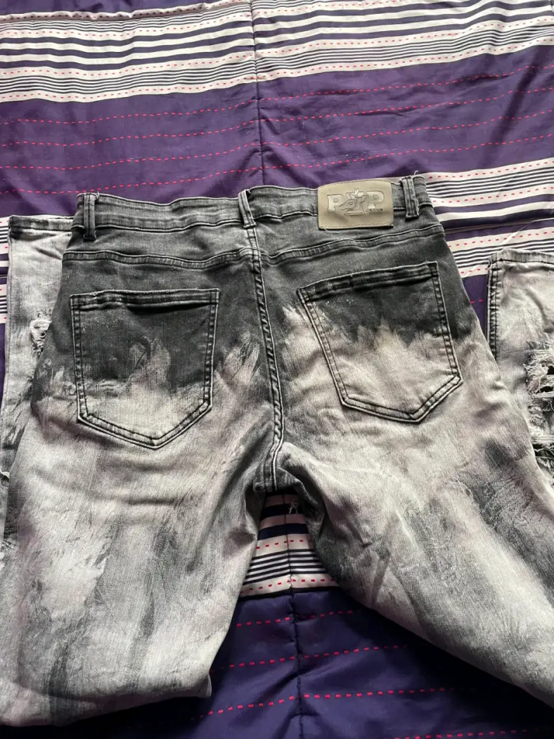 Jeans de hombre desgastados con estilo moderno - 6