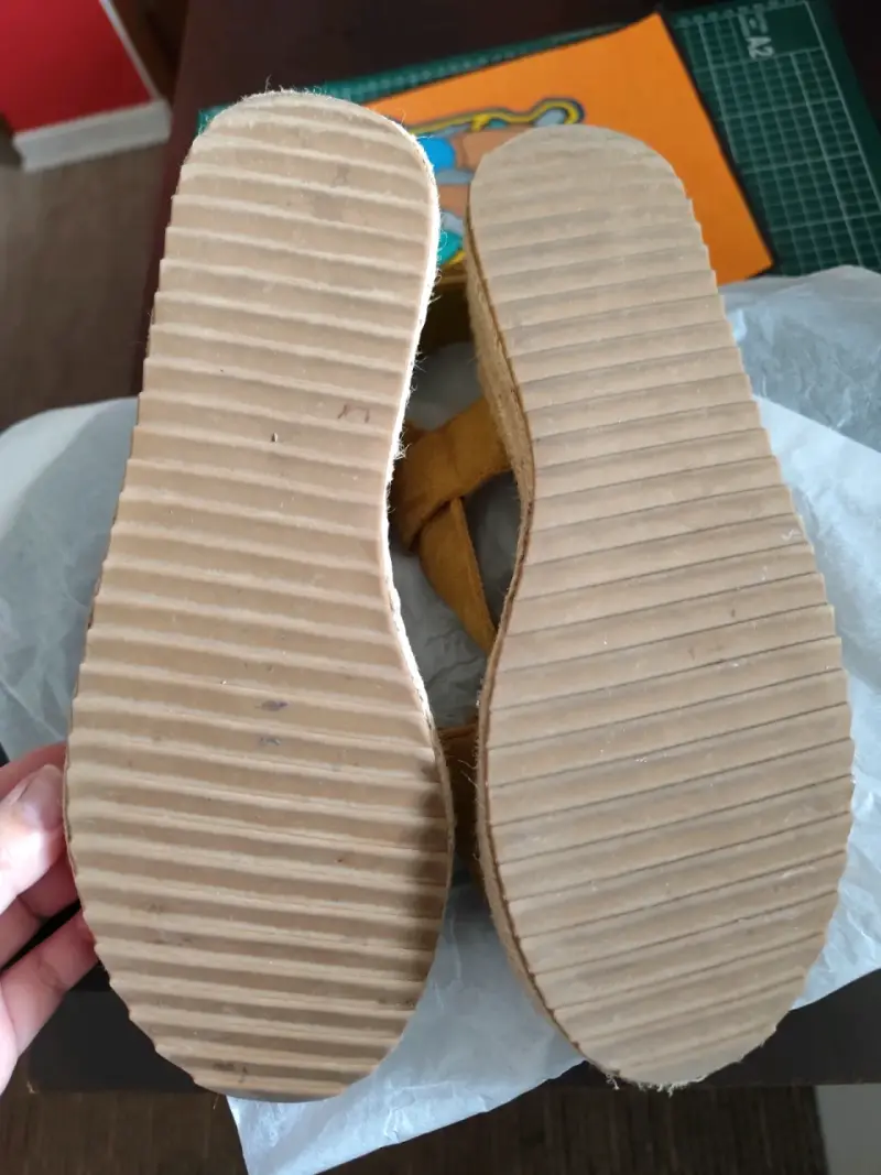 Sandalias amarillas de plataforma Prüne - 3
