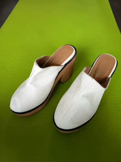 Zuecos de Tacón Alto Blancos para Mujer - miniatura 1