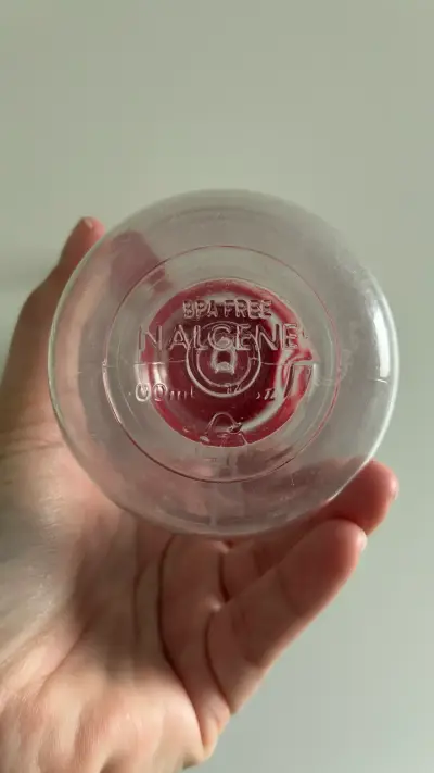 Botella Nalgene 400ml con tapa roja - miniatura 4