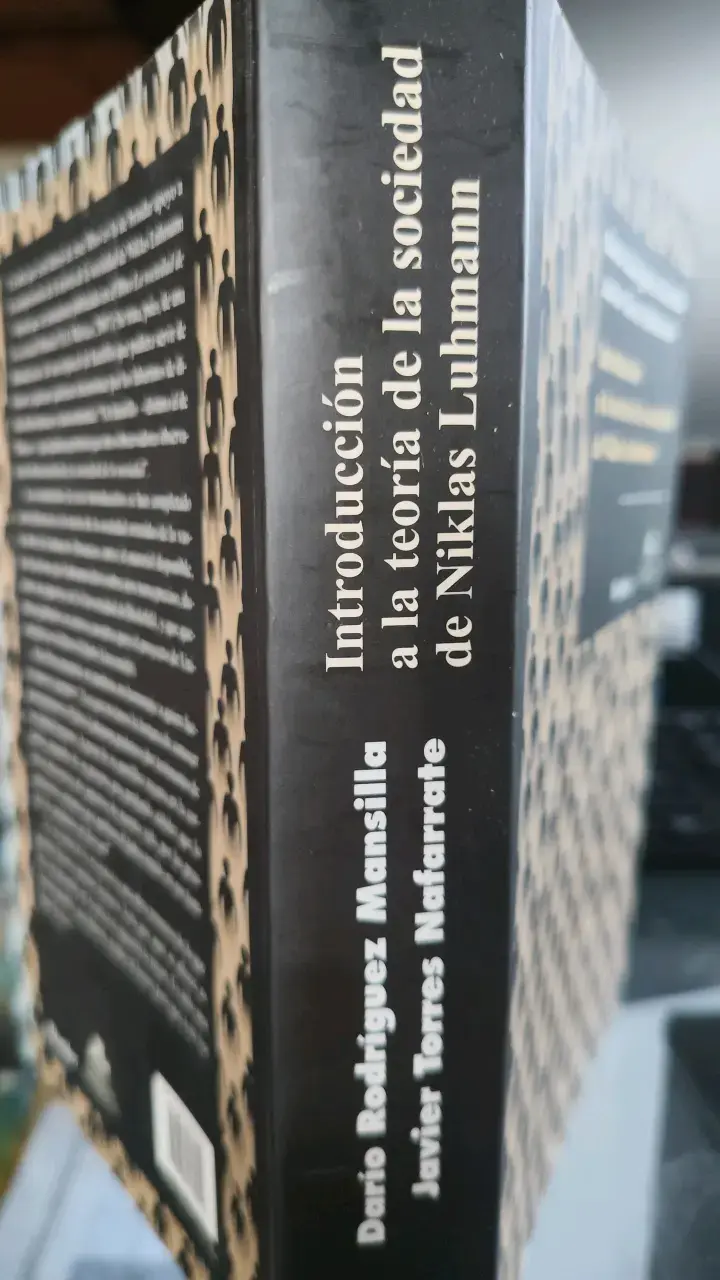 Libro Introducción a la Teoría de la Sociedad de Niklas Luhmann - 6
