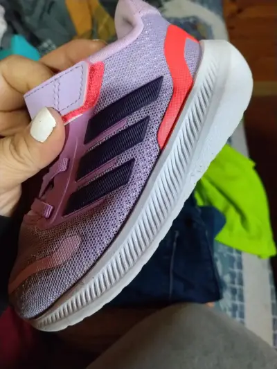 Zapatillas Adidas Hello Kitty para niñas - miniatura 4