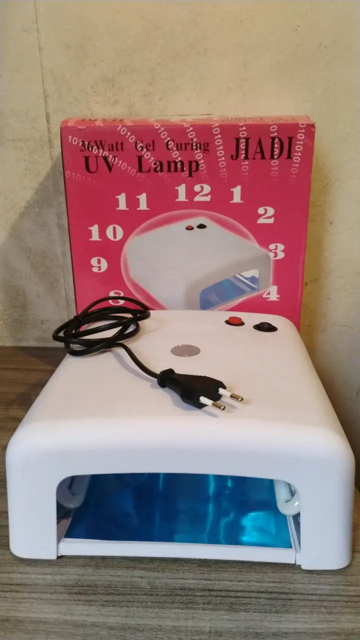 Lámpara UV para uñas 36W Jiadi
