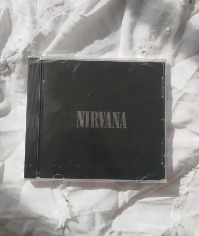 CD Nirvana con grandes éxitos - miniatura 2