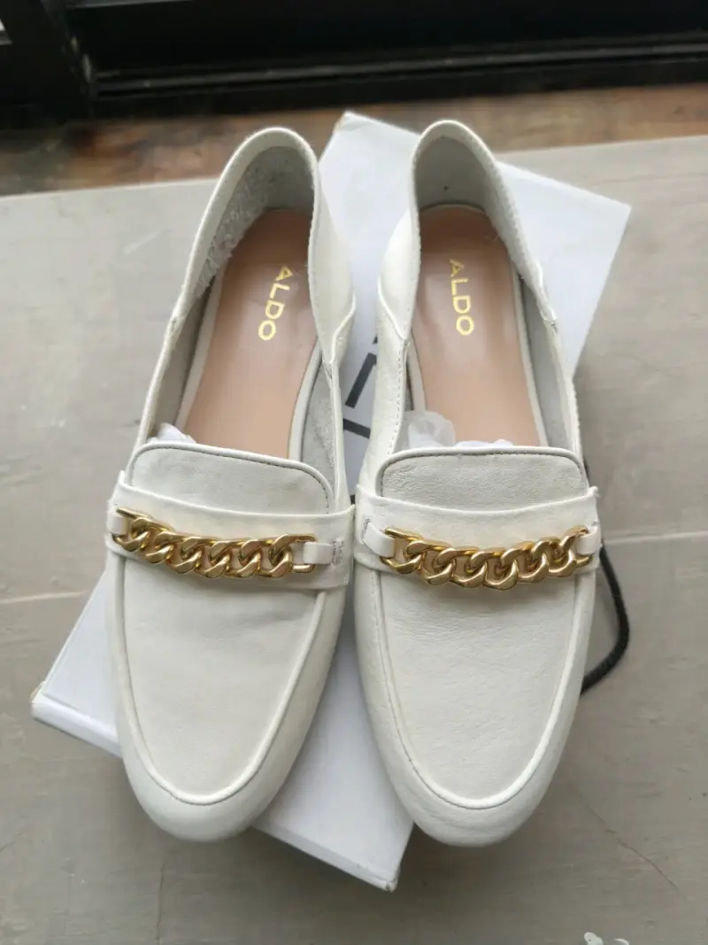 Mocasines blancos con cadena dorada Aldo - 2