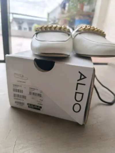 Mocasines blancos con cadena dorada Aldo - miniatura 4