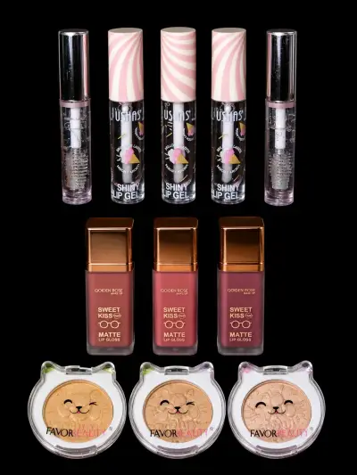 Set de Maquillaje Variado con Labiales y Sombras - miniatura 2