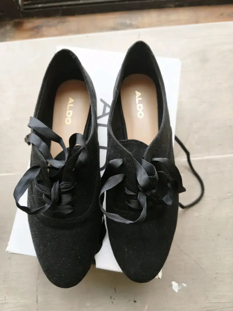 Zapatos planos negros Aldo para mujer - 2