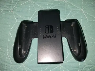 Nintendo Switch V2 para repuesto / reparar - miniatura 5