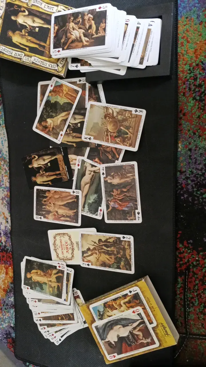 Baraja de cartas de arte clásico.  Dos mazos. - 6