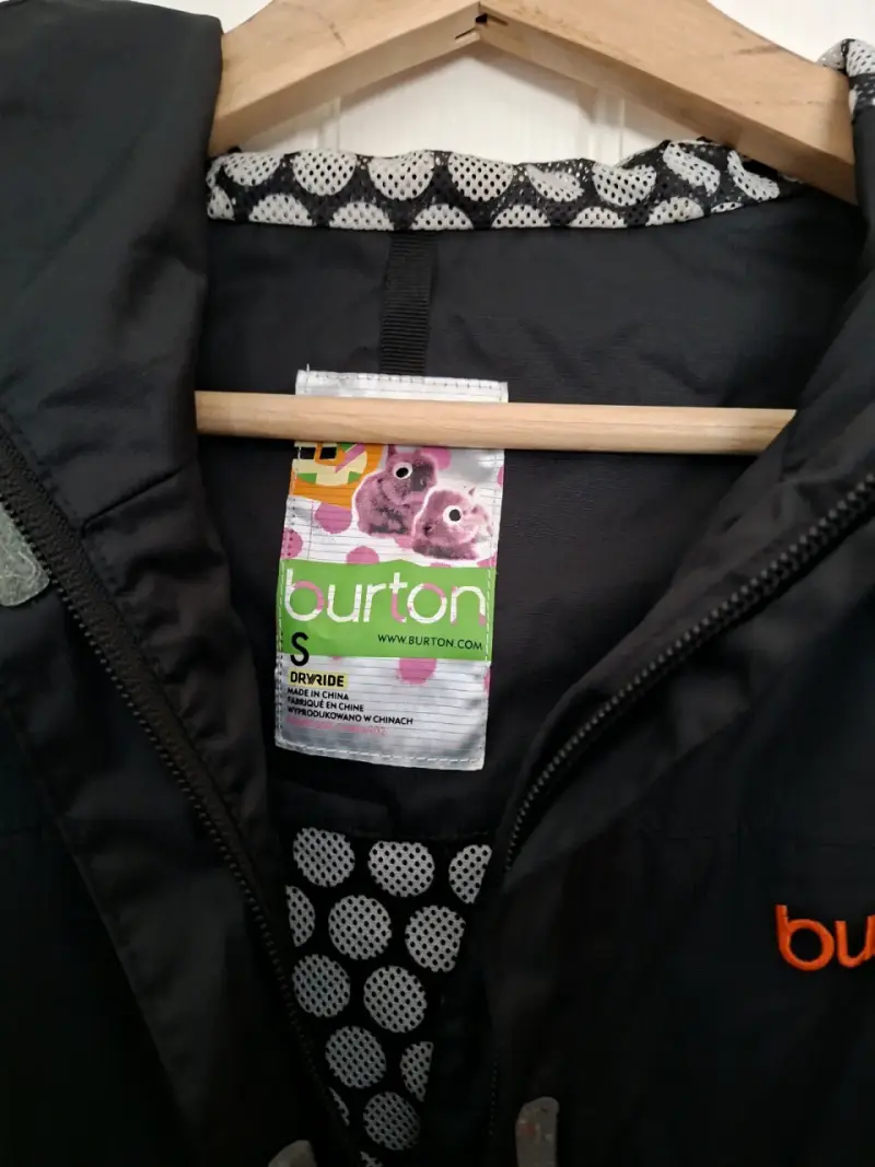 Chaqueta Burton negra con capucha para mujer - 2