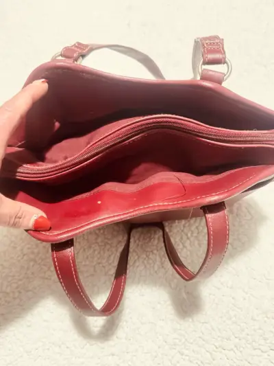 Bolso de cuero rojo con asas largas - miniatura 3
