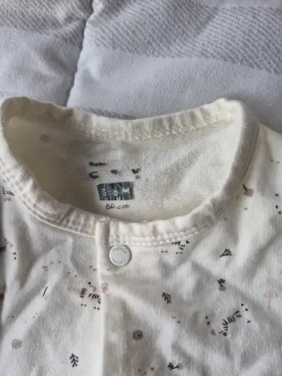 Enterito de bebé algodón beige con estampado - miniatura 2