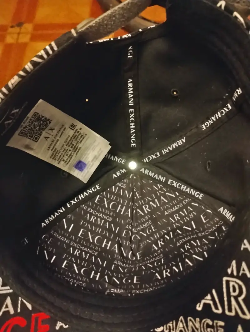 Gorra Armani Exchange Negra con Estampado - 3