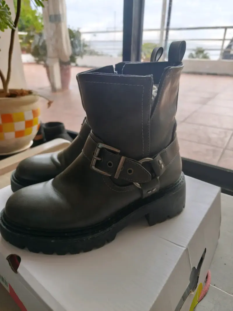 Botines de cuero negro Sybilla talla 37 - 2