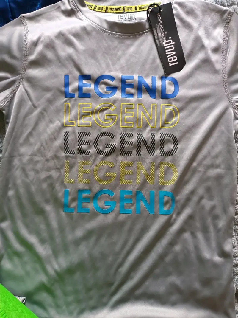Polera deportiva gris diseño 'Legend' Revup T12 - 1